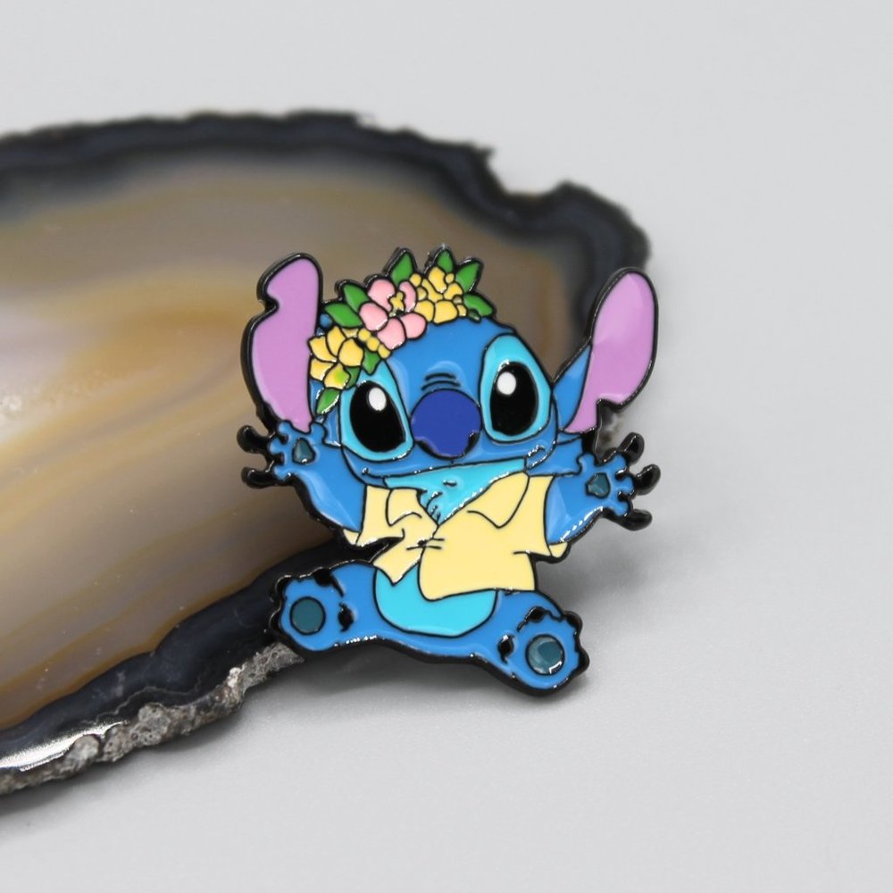 Lilo & Stitch alien blue koala pin brooch - Picture 1 of 5